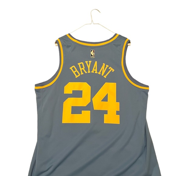 Kobe Bryant Jersey - Picture 2 of 2